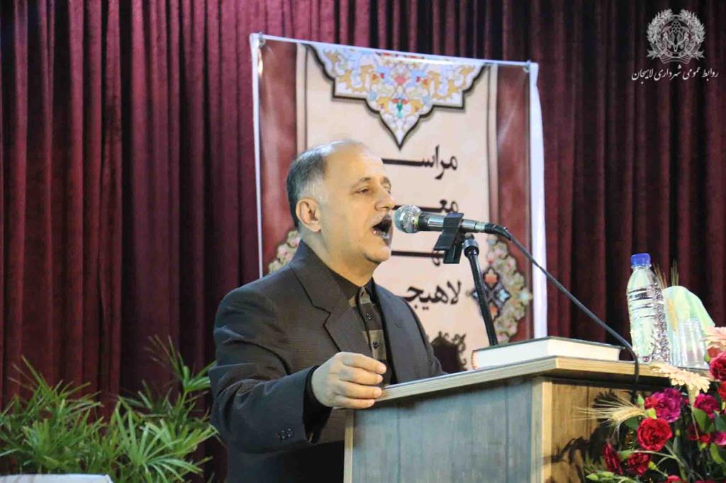 شوراهاي كشور 2400 شهردار انتخاب كردند